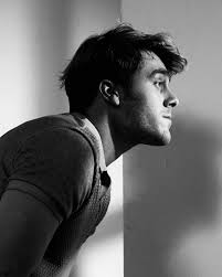 Pernilla wahlgren, hennes barn bianca ingrosso och benjamin ingrosso samt hans flickvän linnea har åkt till italien för en husbilssemester. Benjamin Ingrosso Om Senaste Singeln Jag Tankte Att Jag Ska Sluta Skriva Om Henne Metro Mode