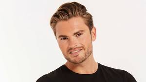 Doch big brother hat bereits beim einzug der promi eine böse überraschung vorbereitet. Big Brother Bewohner Alle Kandidaten Und Promis Als Liste