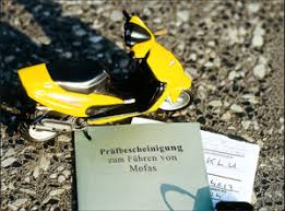 Ist man in dem alter, in dem man ein mofa auch ohne prüfbescheinigung führen darf, ist es jedoch nicht unbedingt von vorteil, dies großartig zu hinterfragen, hat man es nicht ohnehin. Mofa Prufungsbescheinigung Vms Verkehrswacht Medien Service Gmbh