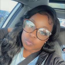 Who can do natural prom makeup in Jackson, TN?