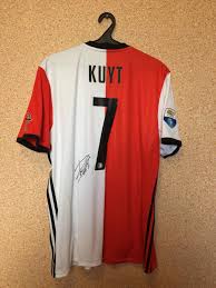 Mocht u feyenoord shirts in bezit hebben om te verkopen of te ruilen, laat het mij. Feyenoord Home Football Shirt 2016 2017 Sponsored By Opel