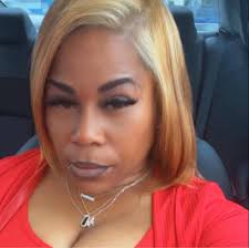 Chelle Belle's Instagram, Twitter & Facebook