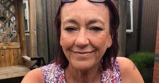 Nobody told me my mum was dead'