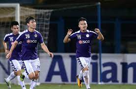 Anh là quả bóng vàng việt nam năm 2018 và cũng là cầu thủ xuất sắc nhất đông nam á năm 2019. Quang Háº£i ThÄƒng Hoa á»Ÿ Ha Ná»™i Fc Tháº§y Park Má»«ng Hay Lo