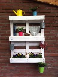 Pin Von Will Klaassens Auf Crafts Paletten Garten Holzblumen Blumenkasten