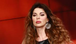 Non vi dirò non piangete. Alba Parietti Eta Altezza Peso Marito E Figlio Amori E Carriera