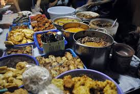 Menu ini disajikan dalam porsi makanan. 10 Kuliner Tengah Malam Paling Laris Di Yogyakarta Pernah Coba