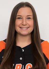 Danielle Castleberry's Instagram, Twitter & Facebook