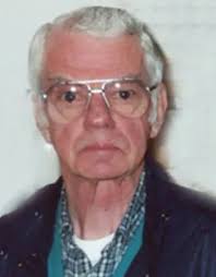 WALTER GELBACK DIED SEPTEMBER 16, 1922, FORMER LHS TEACHER & COACH Born,  May 1, 1928 in Lincoln, Illinois to Harry J. and Anna Schrader Gehlbach,  Walt was raised