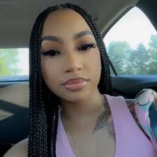 Miya davis (@MiyaFirth)