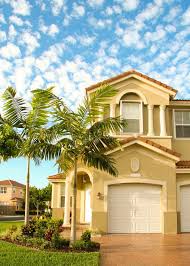 House In Miami Suburbs A Typical House In The Suburbs Of Miami Florida Sponsored Suburbs Miami House Flo In 2020 Miami Houses Investment Property Property