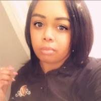 Katrina Lyons's Instagram, Twitter & Facebook