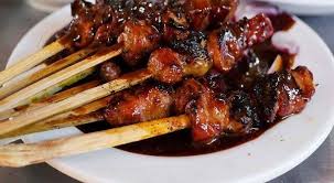 Resep Sate Kambing Solo Spesial Empuk Lengkap Dengan Cara Membuat Bumbu Sate Tanpa Bau Prengus Seenak Dan Selezat Sate Kambing Resep Masakan Resep Daging Resep