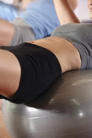 By having an eating schedule your body will be more likely to stick to your eating plans. How To Keep A Flat Stomach Throughout The Day