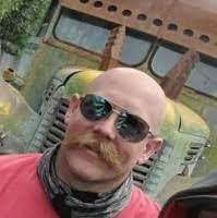 Mark Benge's Instagram, Twitter & Facebook