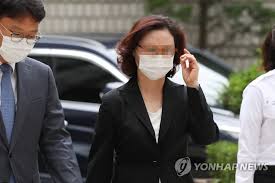 모델, 사진 및 얼굴 사진에 관한 아이디어를 더 확인해 보세요. 5x4mc2xojqihbm