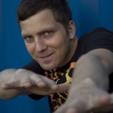 Steve Looney (@Steve_Looney)