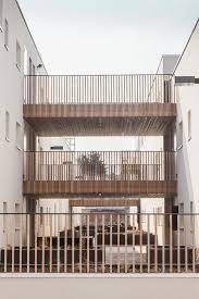 Gallery Of The Couree Housing De Alzua 3 Architecture House Design Contemporary Architecture