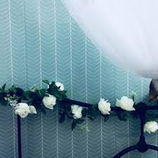 Bilik tidur adalah ruang peribadi dan beristirehat, jika anda dan pasangan seharian bekerja dan tidak bersua muka pasti diakhir hari bilik tidur akan menjadi tempat bertentangan mata. Farra N Diy Hiasan Bilik Pengantin