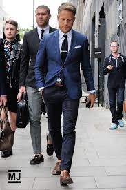 Pin Von Eric Dewyngaert Auf Fashion Sakko Blaues Sakko Und Anzug Mode