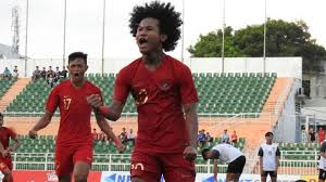 Jun 16, 2021 · doa muslim 5 keutamaan bersedekah bagi seorang muslim: Kisah Bagus Kahfi Digembleng Dua Pelatih Mengelola Popularitas Bola Tempo Co