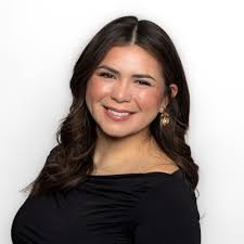 Just around 4 years ago, I hopped into my car after high school softball  practice and raced home to tell my parents that I was accepted to Santa  Clara University Leavey School