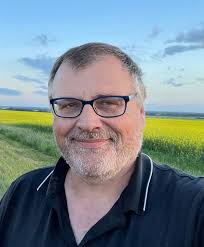 Zbaraschuk is first announced candidate for Ward 4