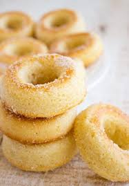 I cut the sweetener back further or leave it out entirely in a lot of my recipes, but i wanted a birthday cake recipe that everyone could do without sweeteners. Sugar Free Keto Donuts Recipe 1g Net Carbs Sugar Free Londoner
