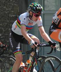 La néerlandaise anna van der breggen s'est imposée sur la flèche wallonne, mercredi. Anna Van Der Breggen Wins Setmana Ciclisti Valenciana