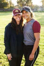 Tom brady is the proud son of thomas brady, sr. Super Bowl Softball Tie In Did You Know Tom Brady Called His Big Sister Maureen A College Softball All American At Fresno State The Best Athlete In The Family Extra Inning Softball