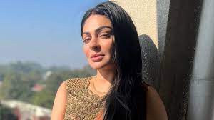 Neeru Bajwa breaks down as she recalls dad working at a gas station despite  being a doctor, mom working as housekeeper during pregnancy | Bollywood  News - The Indian Express