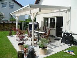 Ein Holz Terrassendach Der Marke Rexocomplete 5m X 3 5m Mit Plexiglas Resist Stegplatten Das Weiss Der Uberdachung Terrasse Terrassenuberdachung Terassenideen