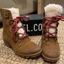The sorel phoenix short lace lux boots are ideal for everyday wear throughout winter. Sorel Shoes Sorel Phoenix Short Lace Cozy Boot Poshmark