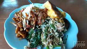 • 1 butir kelapa muda, parut kasar. Nasi Urap Menu Sarapan Sehat Khas Jawa Timur Cendana News