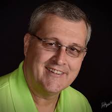 Which train system for automatic announcements?