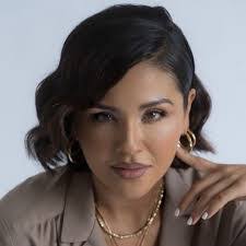 Anni Gonzalez's Instagram, Twitter & Facebook