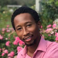 Today marks an important milestone in my life— I'm an American citizen!  Moving here at the age of 12, I surmised the US was a land of opportunity,  and that was the