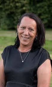 Jeannie Herring's Instagram, Twitter & Facebook