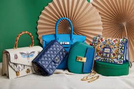 How Bags Elevate Your Personality and Help You Stand Out – Fineur