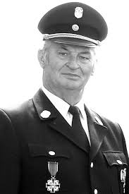 Ehren-KBM Josef Hofer verstorben