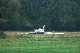 A military plane crashed in alabama friday evening, killing two people on board. 3 Dead 3 Injured In Plane Crash West Of Michigan Airport