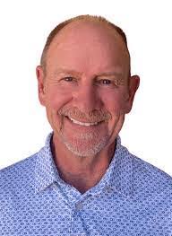 Gena Marshall's Instagram, Twitter & Facebook