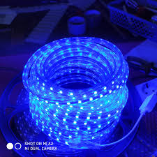 Pada lampu led terdapat kabel yang digulung, maka sebaiknya anda jangan melepas kabel ini apalagi menanamnya di dalam dinding. Lampu Hias Plafon Strip Led 5050 Lampu Selang Led Strip 20 Meter Lazada Indonesia