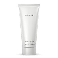 While the process may take a little longer than simply washing your face. Kategorie Reinigung Peeling Primer Tagespflege Nachtpflege 24h Pflege Seren Masken Augen Lippen Und Dekolletepflege Sonnenpflege Korperpflege Make Up Nahrungserganzungsmittel Accessoires Sets Geschenke Spezialpflege Aktionen