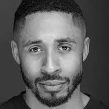 Simon Poole's Instagram, Twitter & Facebook