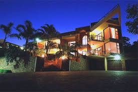 The Albatros Guest House Margate Kzn South Coast Click On Pic To See More Each Of Our Luxury Air Holiday Accommodation Margate Hotel House