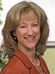 Anna Siebold's Instagram, Twitter & Facebook