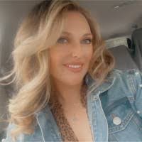 Priscilla Drummond's Instagram, Twitter & Facebook