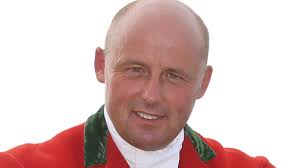 Life lessons: showing rider Simon Reynolds *H&H Plus*