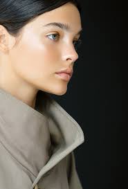 BACKSTAGE ENRIQUE SILLA, FUNDADOR DE JEANOLOGIA, PROTAGONISTA DEL AÑO 2019  P. 42 EMPRESA 2019, EL AÑO EN QUE LA MODA ESPAÑO